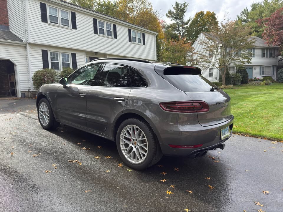 Agate Gray 2018 Porsche Macan GTS automatic SUV For Sale