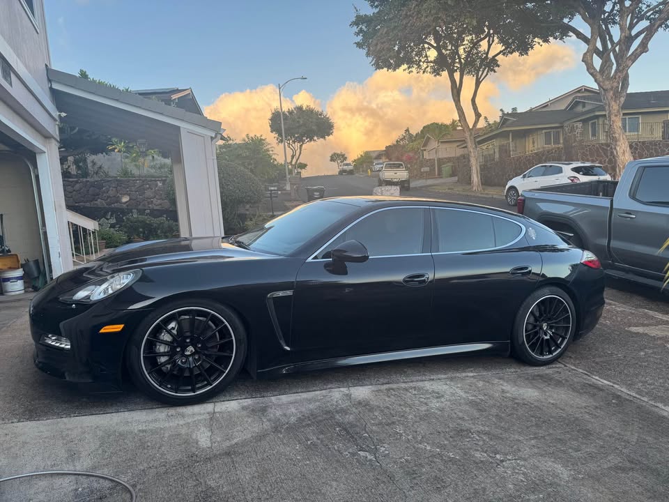 Black 2011 Porsche Panamera S automatic sedan RWD For Sale