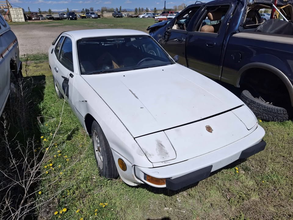 Classic white 1979 Porsche 924 manual coupe For Sale