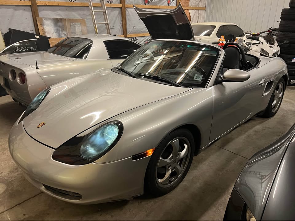 Silver 2001 Porsche Boxster Spyder convertible manual For Sale