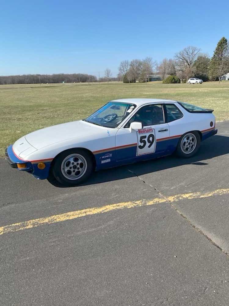 White 1988 Porsche 924S Track Car coupe For Sale