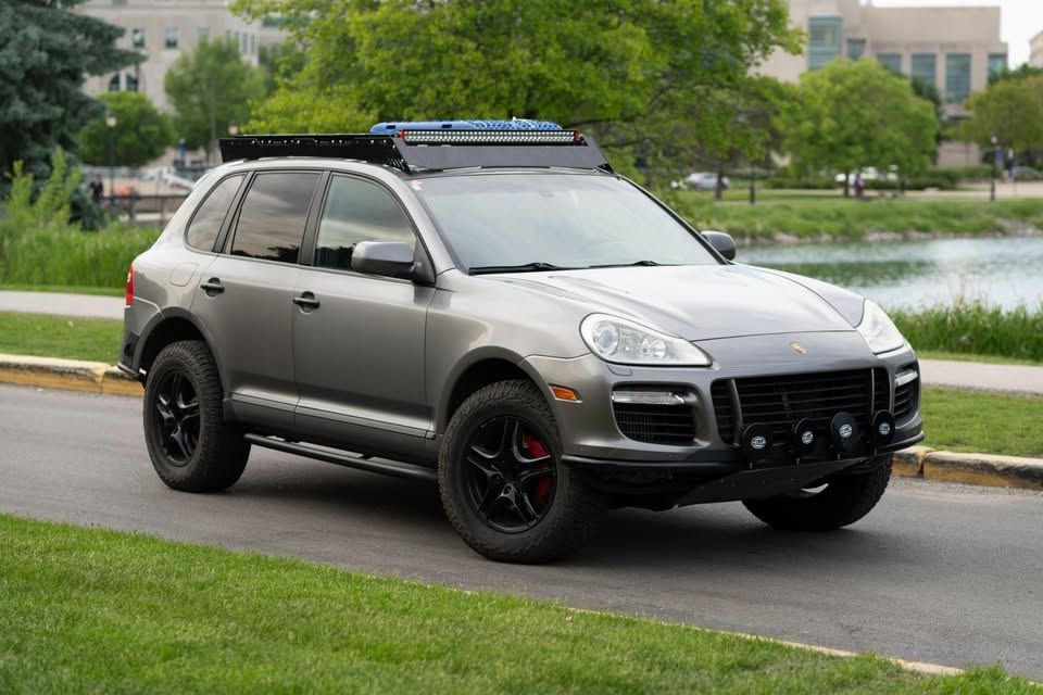 Gray 2008 Porsche Cayenne Turbo automatic SUV For Sale