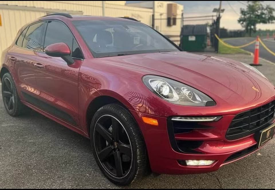 Red 2016 Porsche Macan S automatic SUV For Sale