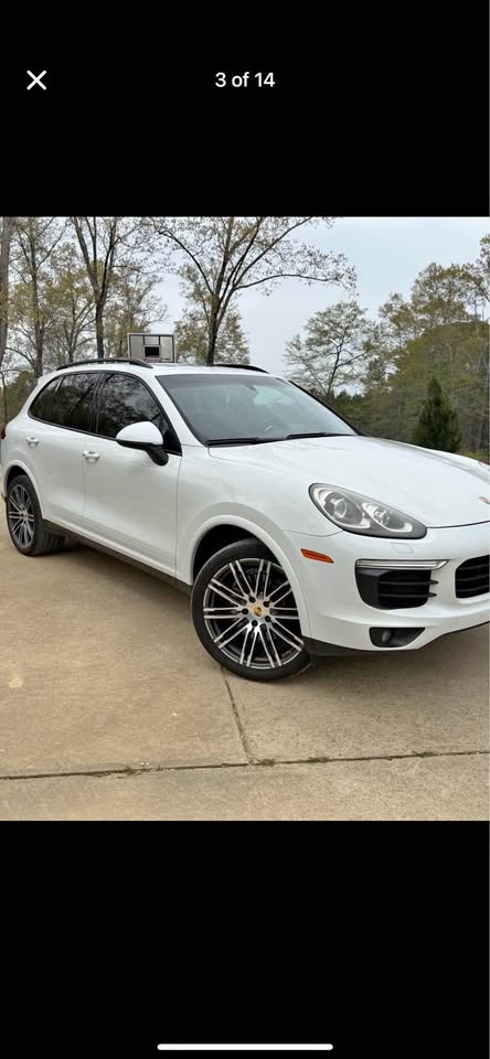 White 2017 Porsche Cayenne automatic SUV For Sale