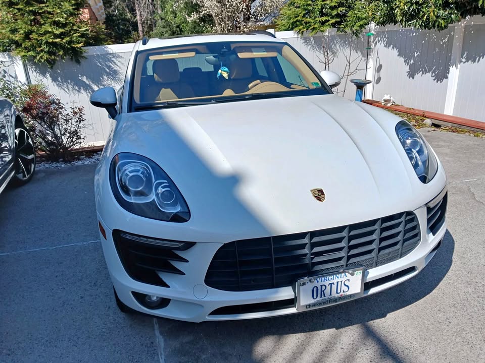 White 2017 Porsche Macan automatic SUV For Sale