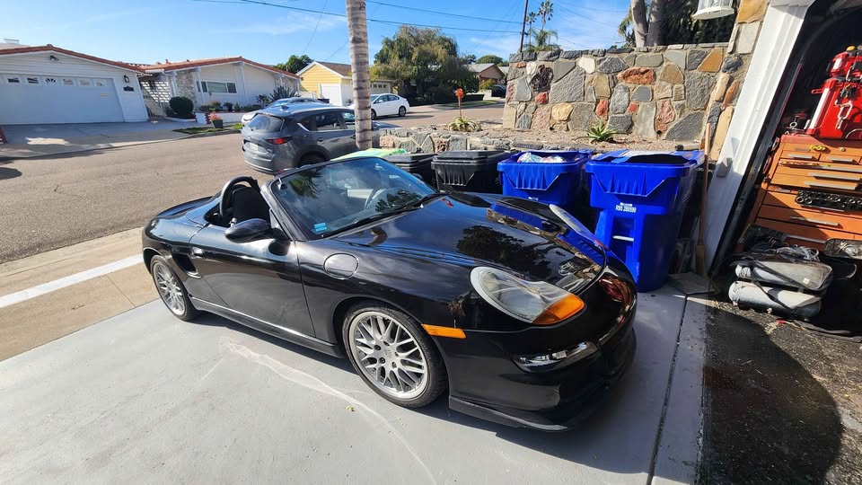 Black 1999 Porsche Boxster manual convertible For Sale