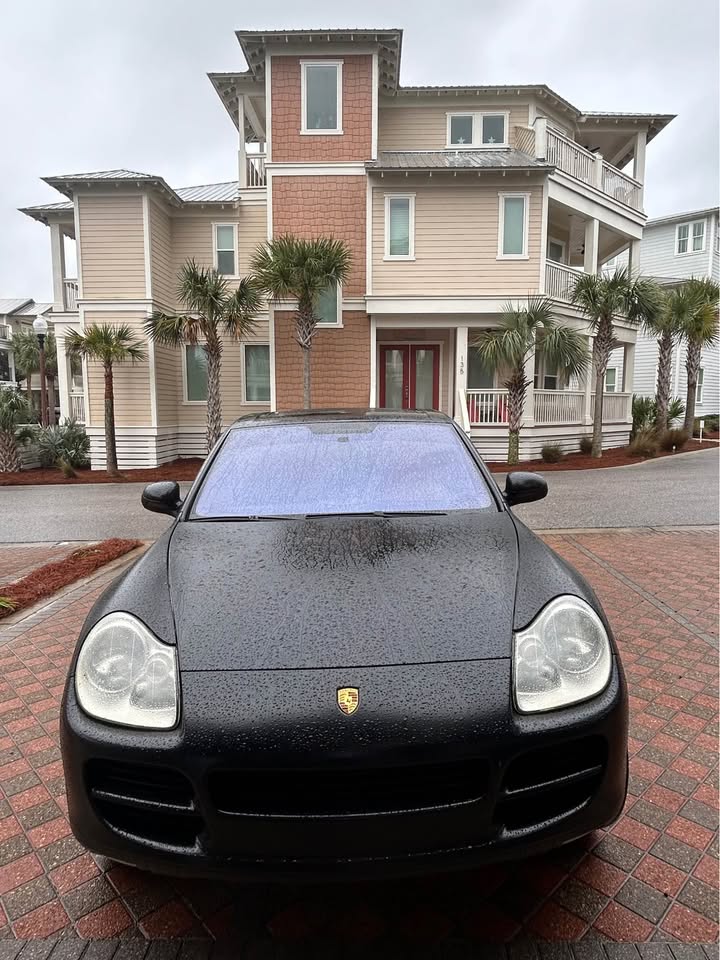 Black 2005 Porsche Cayenne automatic SUV For Sale