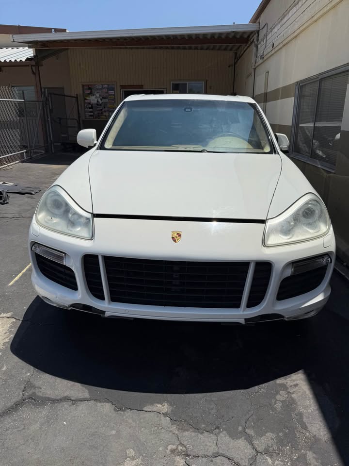 White 2008 Porsche Cayenne GTS automatic SUV For Sale
