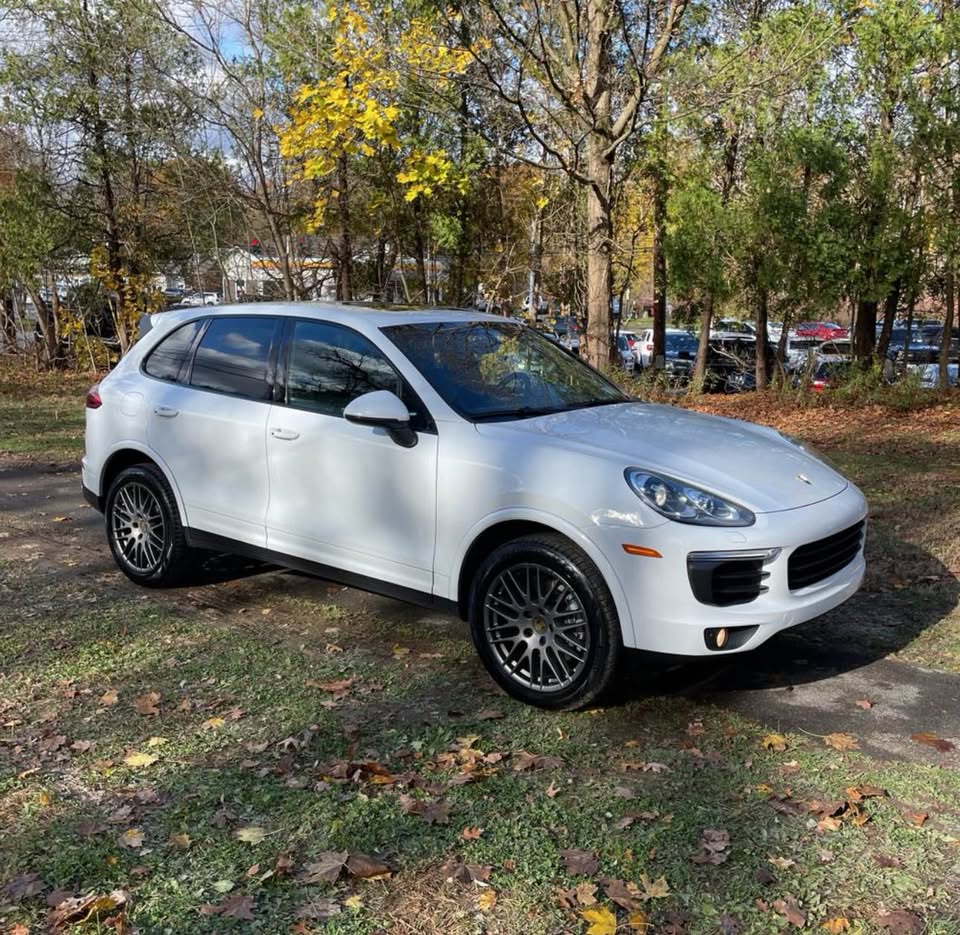 White 2018 Porsche Cayenne Platinum Edition automatic SUV For Sale