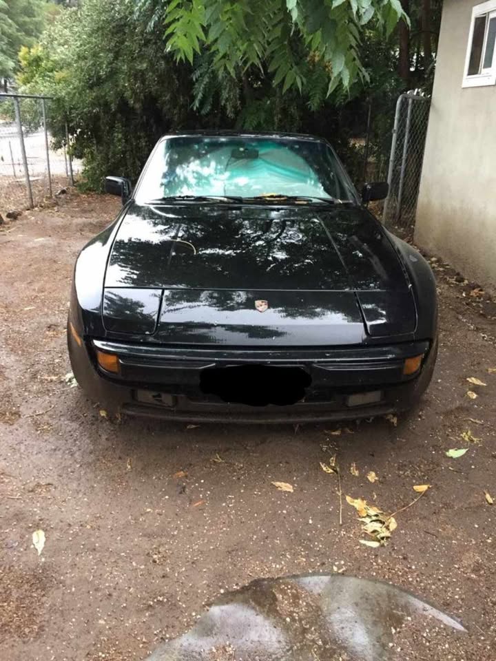 Black 1986 Porsche 944 manual coupe For Sale