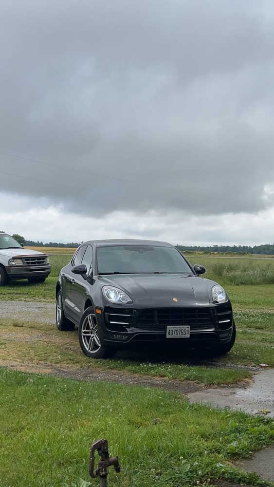 Black 2017 Porsche Macan automatic SUV For Sale