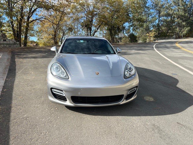 Silver 2010 Porsche Panamera Turbo automatic 500 HP sedan For Sale
